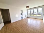 Appartement cave et place de parking ascenseur