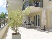Appartement contemporain avec terrasse