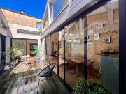 Appartement contemporain avec terrasse