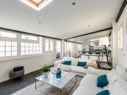 Appartement contemporain avec terrasse