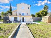 Appartement coup de cœur – Bas de villa entièrement...