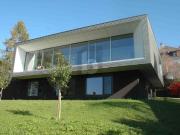 APPARTEMENT DANS UNE VILLA CONTEMPORAINE