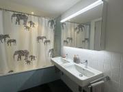 APPARTEMENT DE 3 PIÈCES À CHAM ZG, MEUBLÉ, TEMPORAIRE