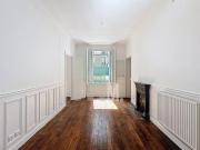 Appartement de 43 m2 Place Dosmenil Paris