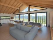 An exceptional living environment combining calm,...