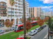 Appartement de 4 pièces traversant avec terrasse sur la...
