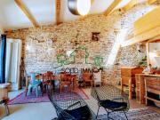 Appartement de charme type loft Coeur du village des Vans