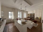 Appartement de luxe 2 chambres en vente à Bordeaux, France