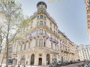 Appartement de luxe 3 chambres en vente à Champs...