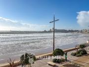 Appartement de luxe de 2 chambres en vente à Les Sables...