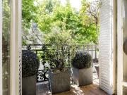 Appartement de luxe de 2 chambres en vente à Neuilly sur...