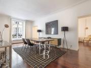 Appartement de luxe de 3 pièces en vente à Champs...