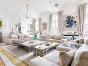 Appartement de luxe de 6 pièces en vente à Champs...