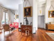Appartement de luxe de 3 pièces en vente à Champs...