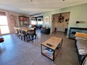 Appartement de trois pièces, d'une superficie de...
