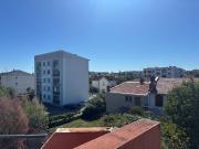 APPARTEMENT DERNIER ETAGE AVEC ASCENSEUR RUE BAGNOLET...