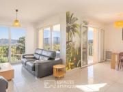 Appartement dernier étage avec terrasse et vue dominante...