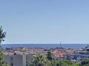 APPARTEMENT DERNIER ÉTAGE VUE MER CANNES