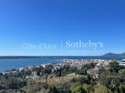 Appartement d'exception en dernier étage 4 pièces...