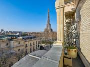 Appartement d'exception en étage élévé avec balcons,...