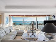 APPARTEMENT D'EXCEPTION VUE PANORAMIQUE MER PIEDS...