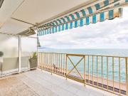 Appartement en front de mer avec terrasse