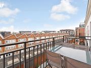 Appartement en vente à Courbevoie, Île de France, 598230€