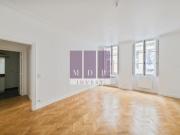 Appartement F3 quartier Enfants Rouges à Paris