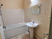 Appartement F4 duplex avec cour à louer à SAINT VALLIER