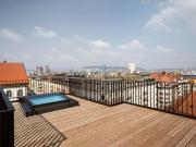 Loft apartment with large roof terrace in a central location