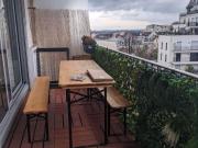 Appartement lumineux avec balcon terrasse à louer à Puteaux
