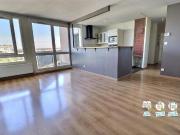 Appartement lumineux avec garage et balcon à Neuilly sur Ma