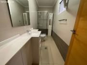 appartement lumineux avec piscine commune