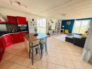 Appartement lumineux avec vue mer Dernier étage 78 m² loggia