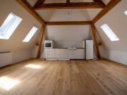 Cozy attic apartment for rent / 1x rent free