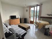 Appartement meublé 3 pièces avec jardin à... Appartement meublé 3 pièces avec jardin à...