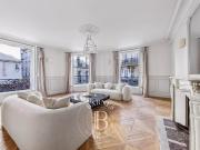 Appartement meublé 5 pièces 166 m²