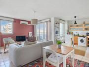 Appartement Moderne à La Joliette avec Terrasse et Garage