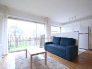 Appartement Paris 15ème, Commerce