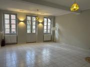 APPARTEMENT PLACE DAMLOUP