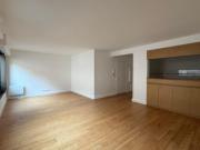 Appartement rénové à Paris 1er Arrondissement à louer...