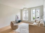 Appartement rénové au coeur du quartier historique du Marais