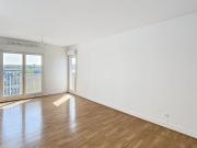 Appartement rénové de 33 m² Balcon