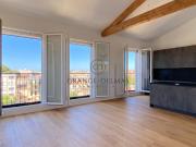 Appartement rénové dernier étage avec ascenseur FONDAUDEGE