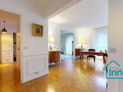 Appartement rénové résidence de standing Versailles Montreu