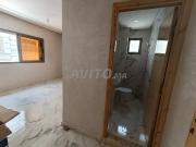 Appartement seul escalier 140 m² à Hiba 3 face