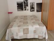 Appartement sur tres grande cour a Saint Germain des Pres