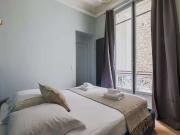 Appartement T2 à louer dans le Triangle d'Or, Paris