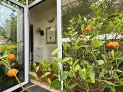 Appartement T2, jardin privatif, stationnement, hyper...