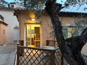 Appartement, T2, rénové, à Grasse quartier St Jacques